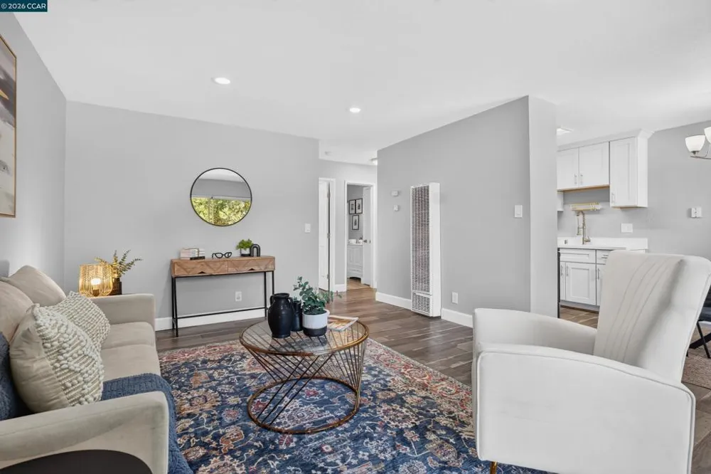 5318 Ridgeview Cir #5 El Sobrante, CA 94803