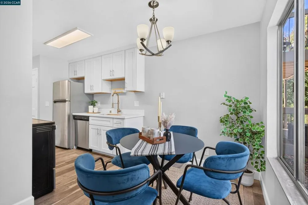 5318 Ridgeview Cir #5 El Sobrante, CA 94803