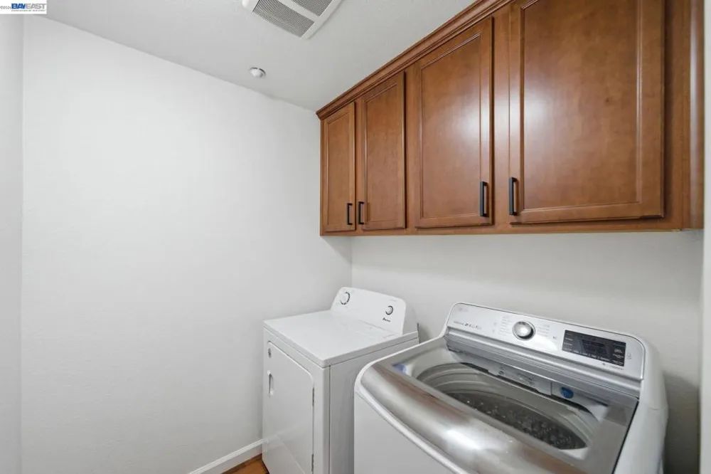 1012 Martin Luther King Dr Hayward, CA 94541