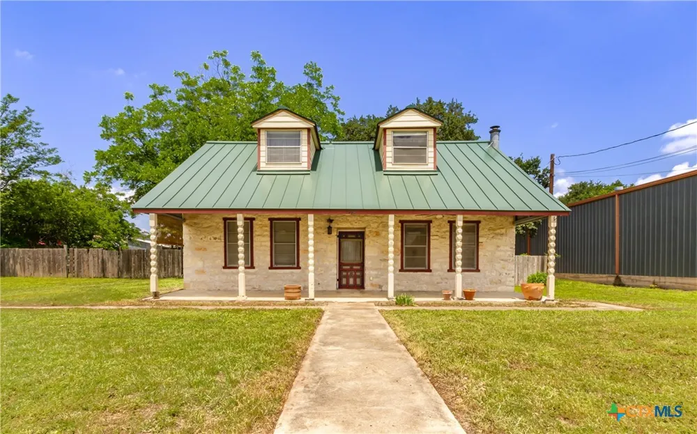 1790 Sattler Road New Braunfels, TX 78132