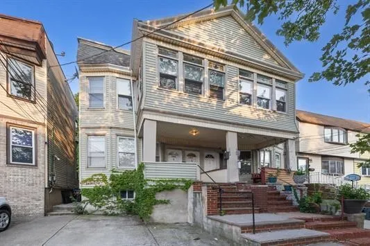 342 AVENUE E Bayonne, NJ 07002