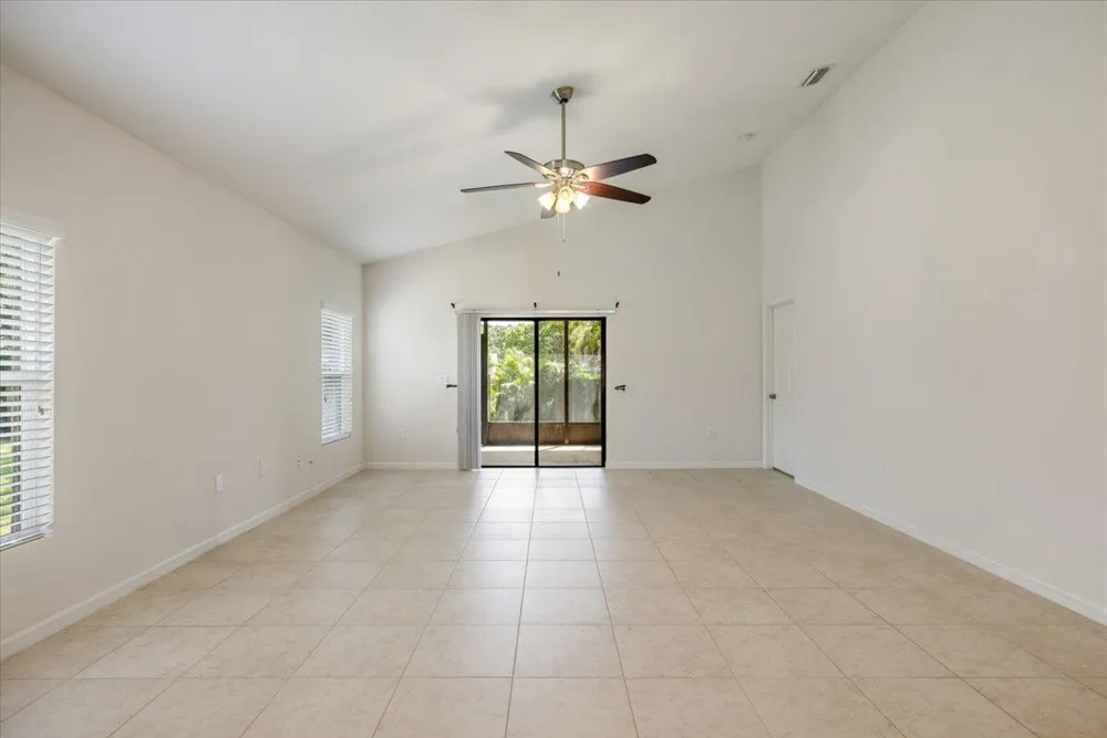 760 22ND AVENUE Vero Beach, FL 32962