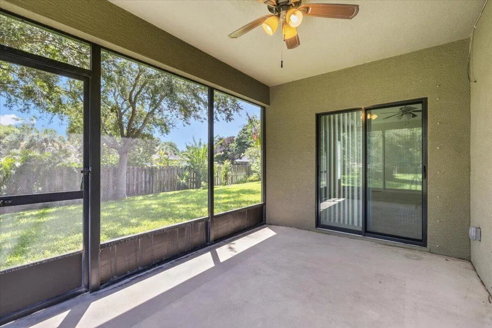 760 22ND AVENUE Vero Beach, FL 32962