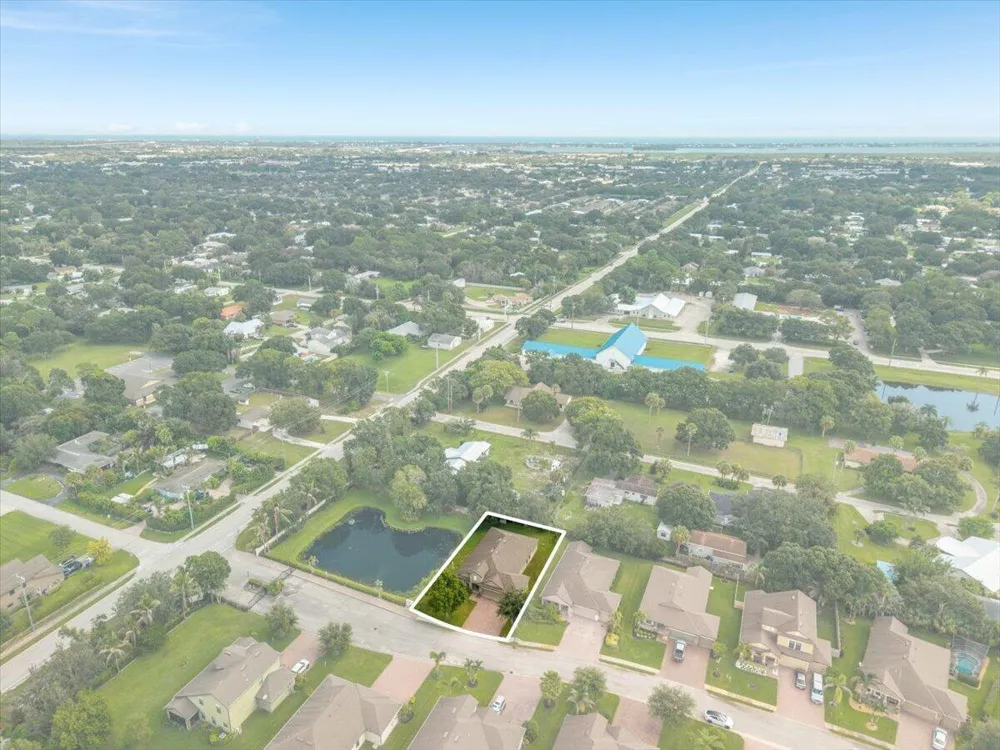 760 22ND AVENUE Vero Beach, FL 32962