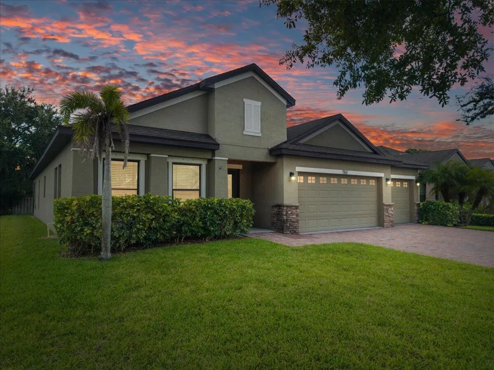 760 22ND AVENUE Vero Beach, FL 32962