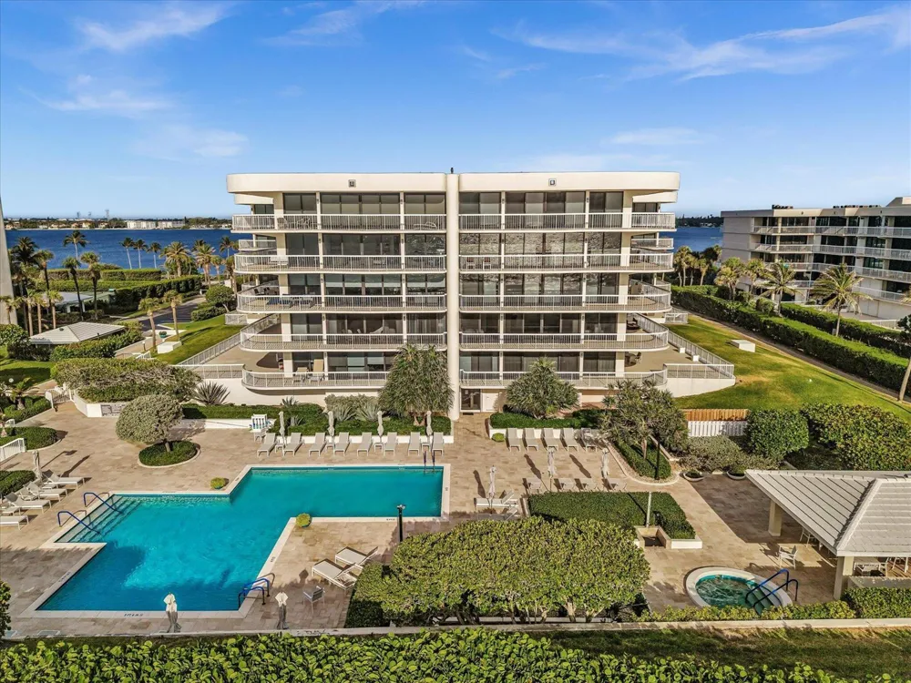 3300 S Ocean Boulevard #108S Palm Beach, FL 33480