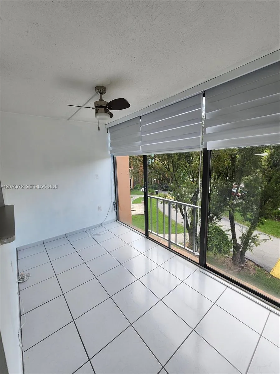 9400 W Flagler St #309 Miami, FL 33174