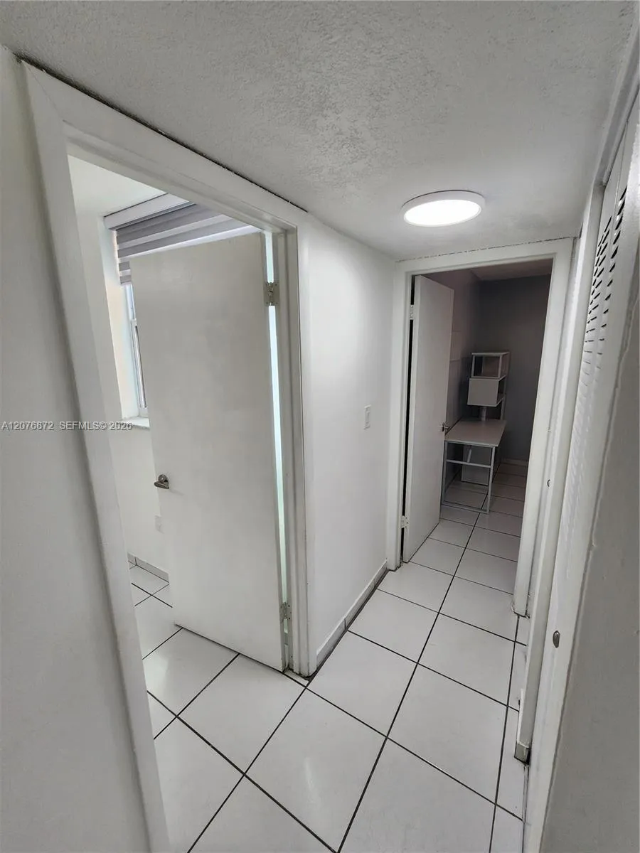 9400 W Flagler St #309 Miami, FL 33174