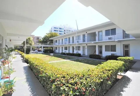 9270 E Bay Harbor Dr #6A