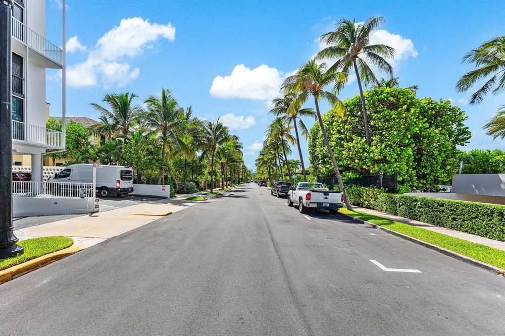 170 Chilean Avenue #2A Palm Beach, FL 33480