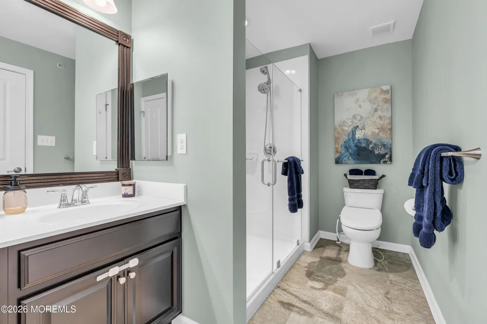 33 Jake Drive Tinton Falls, NJ 07712