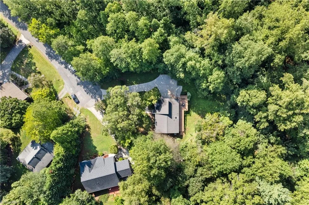 5737 Polaris Court Pfafftown, NC 27040