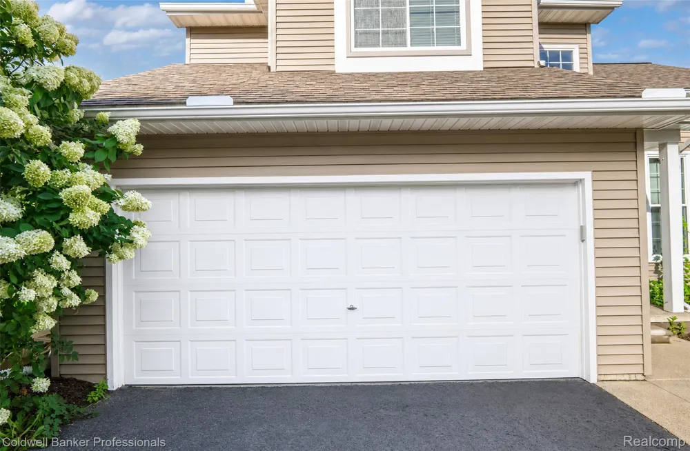 1170 Quail Ridge Drive Oxford Charter Township, MI 48371