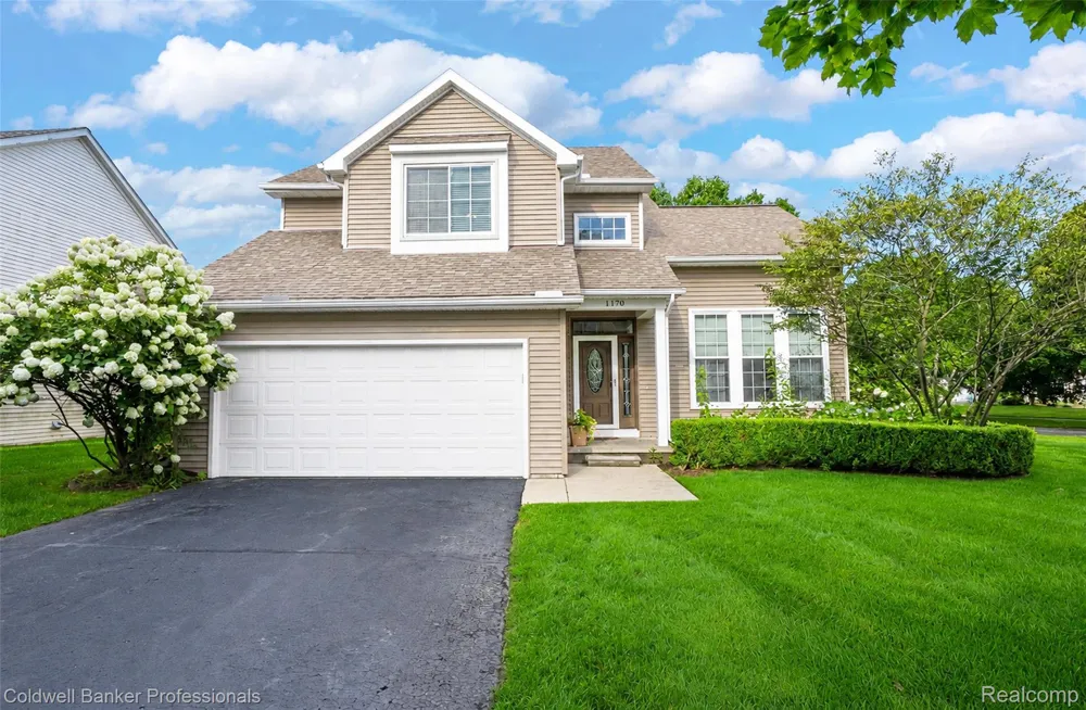 1170 Quail Ridge Drive Oxford Charter Township, MI 48371