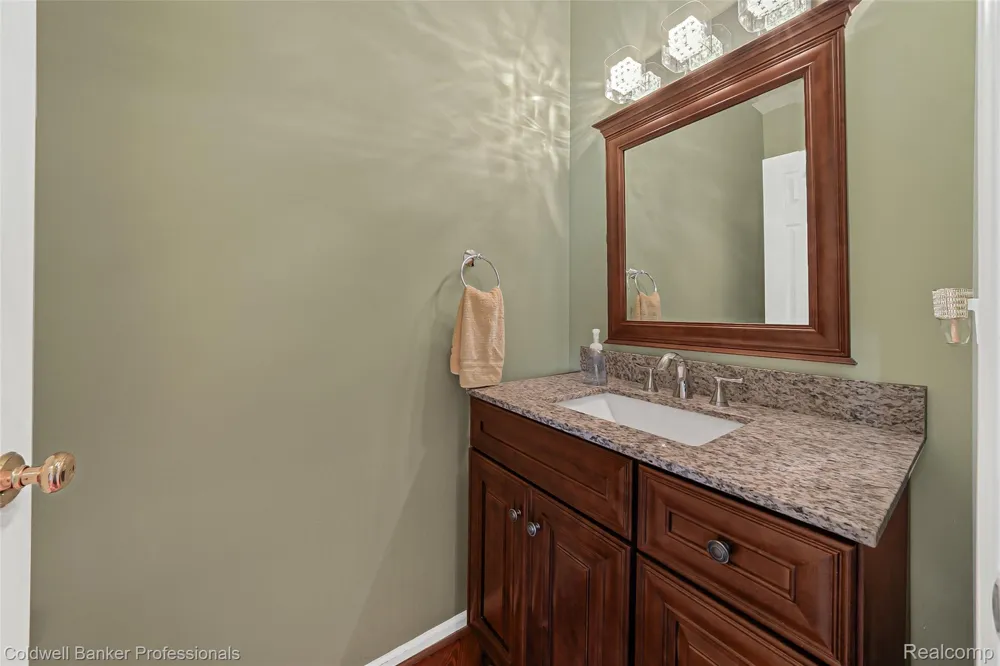 1170 Quail Ridge Drive Oxford Charter Township, MI 48371