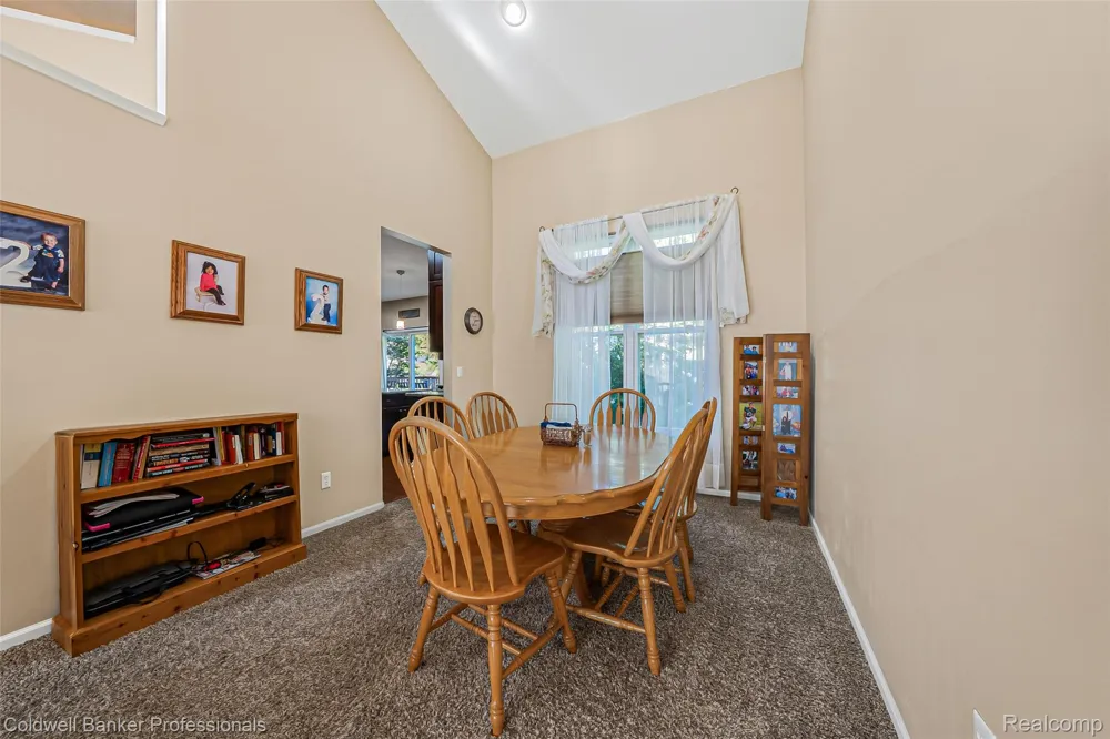 1170 Quail Ridge Drive Oxford Charter Township, MI 48371