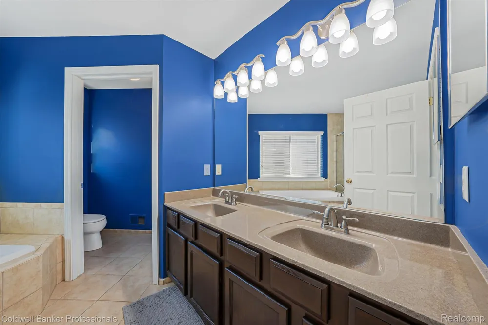 1170 Quail Ridge Drive Oxford Charter Township, MI 48371