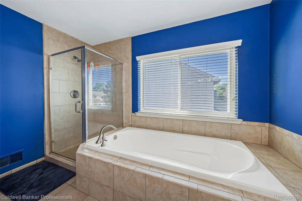 1170 Quail Ridge Drive Oxford Charter Township, MI 48371