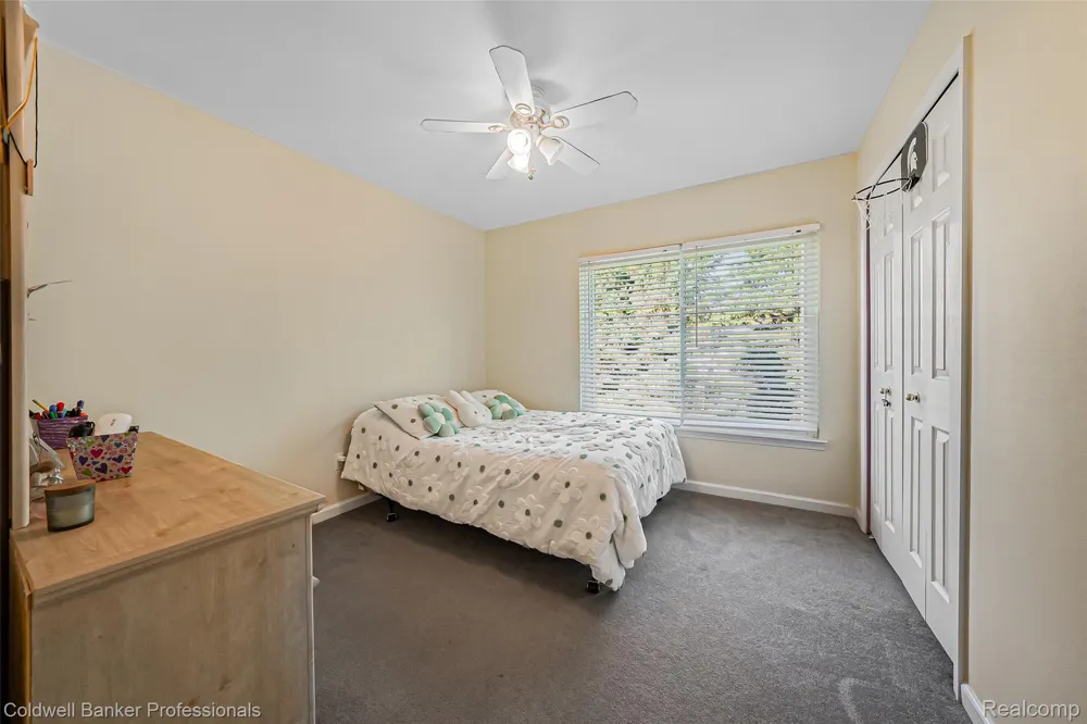 1170 Quail Ridge Drive Oxford Charter Township, MI 48371