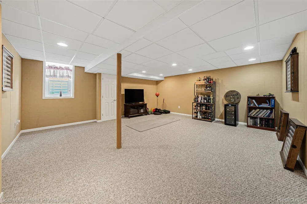 1170 Quail Ridge Drive Oxford Charter Township, MI 48371