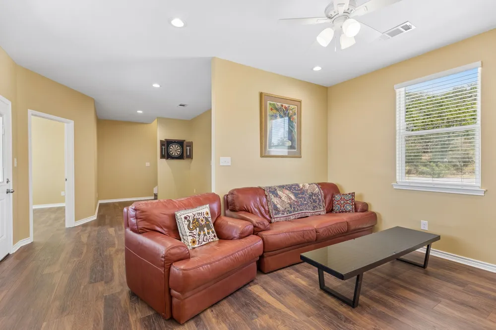 113 War Bonnet Ridge Kingsland, TX 78639
