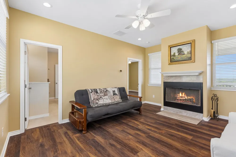113 War Bonnet Ridge Kingsland, TX 78639