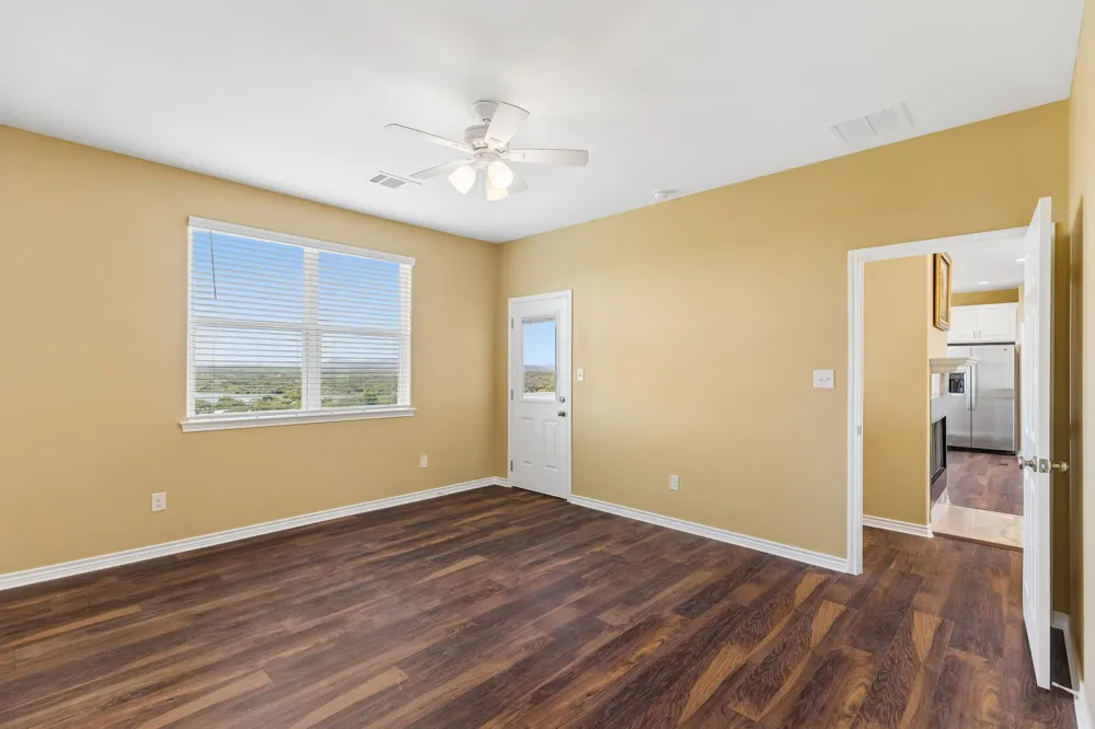 113 War Bonnet Ridge Kingsland, TX 78639