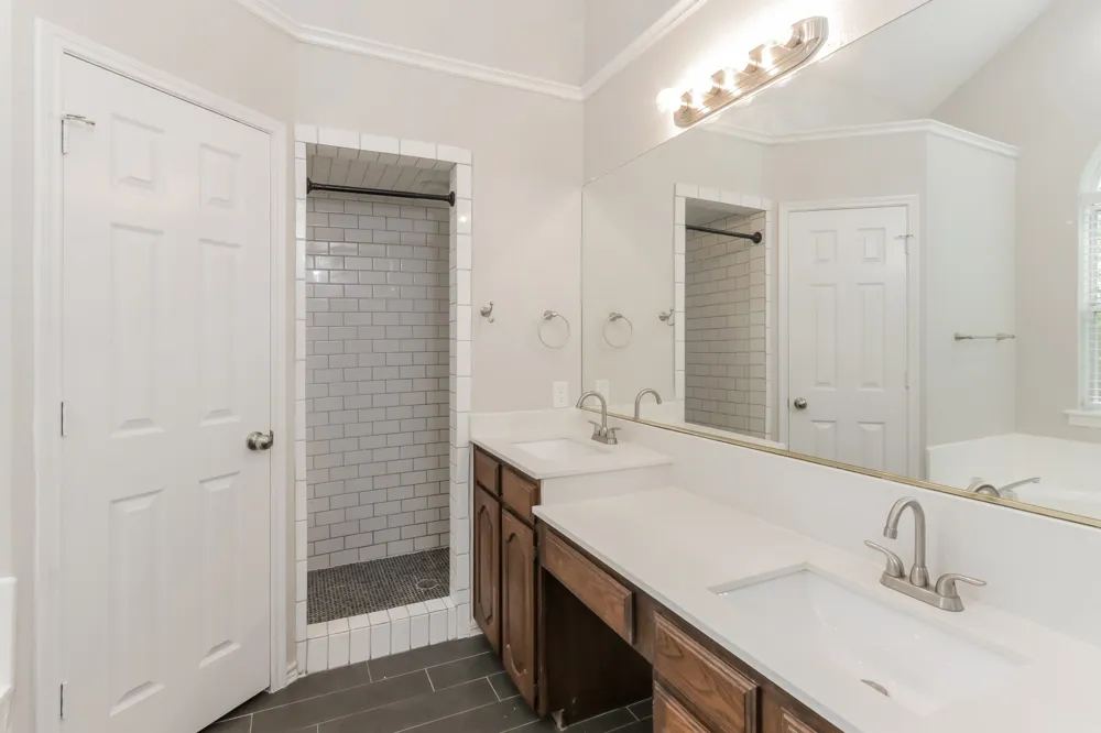 542 Renee Lane DeSoto, TX 75115
