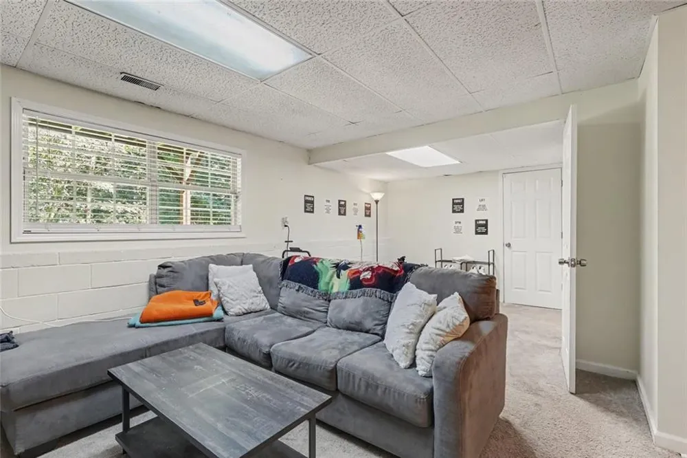 35 Pine Shadows Court Dallas, GA 30157
