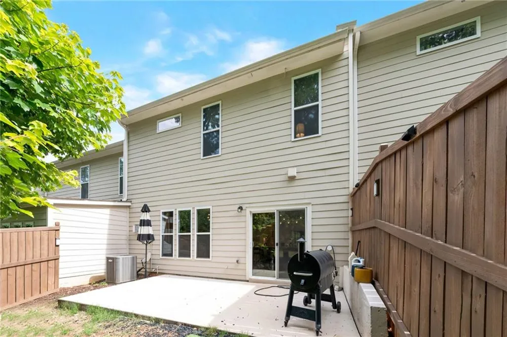 517 Garvin Drive Woodstock, GA 30189