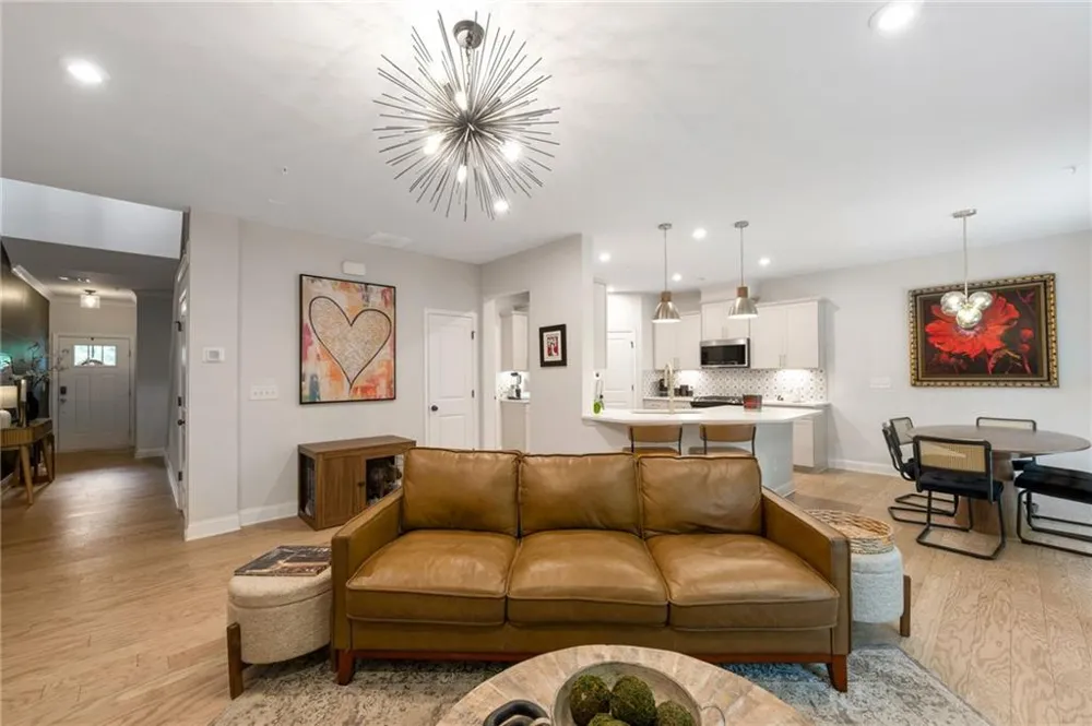 517 Garvin Drive Woodstock, GA 30189