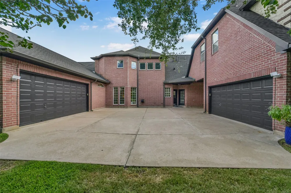 12410 Broken Pine Lane Cypress, TX 77433