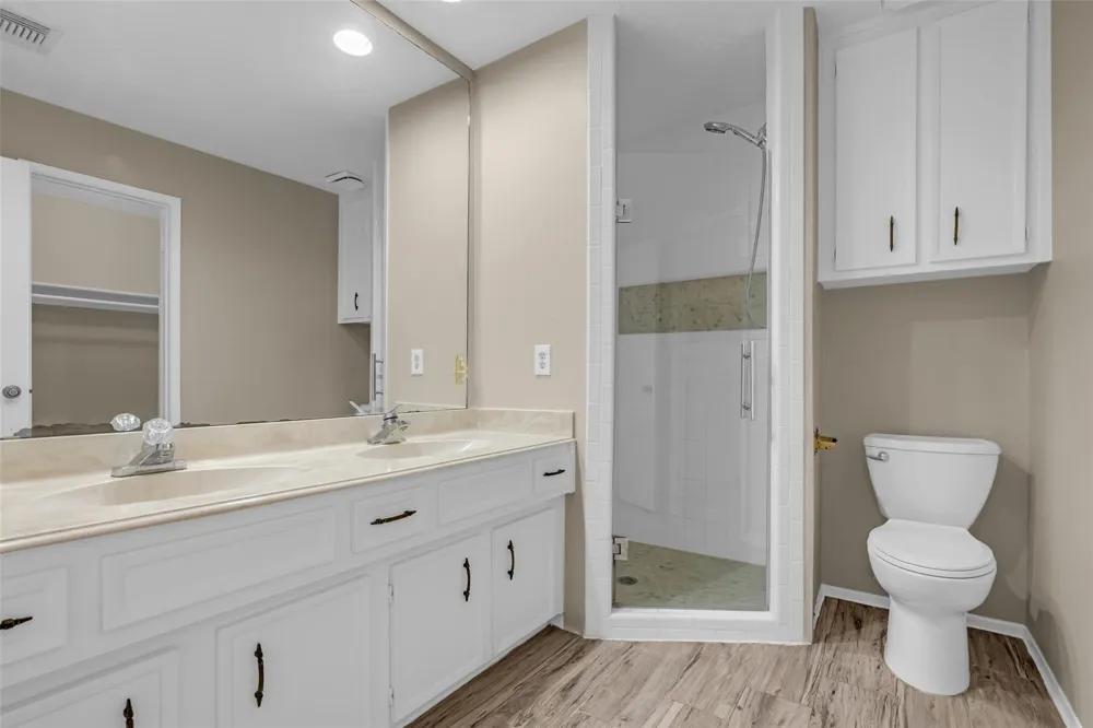 11827 Brook Meadows Lane Meadows Place, TX 77477