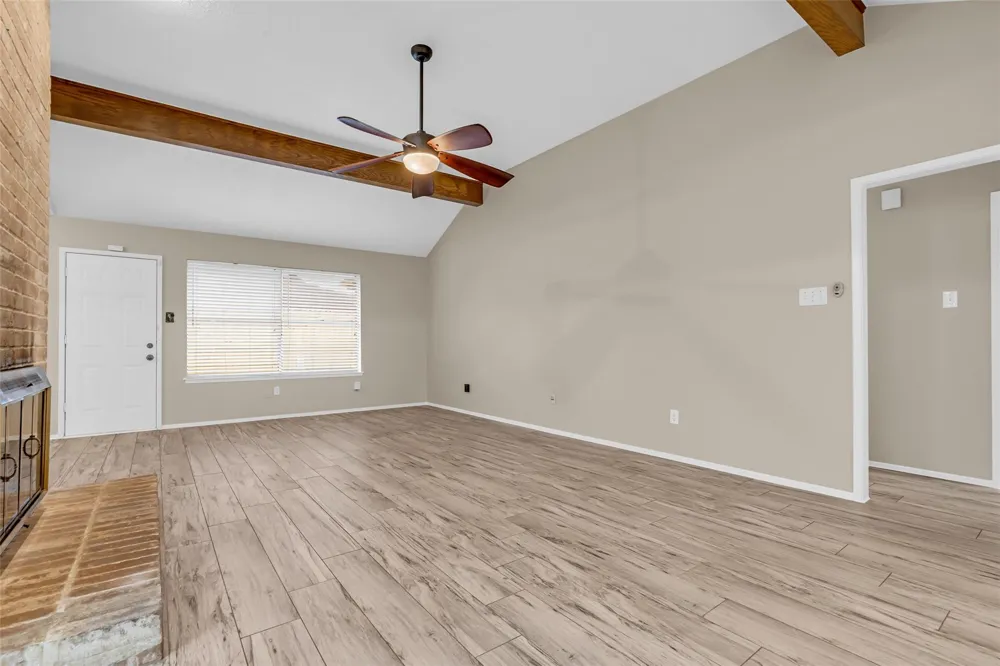 11827 Brook Meadows Lane Meadows Place, TX 77477
