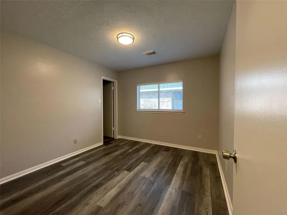 15631 Pilgrim Hall Drive Friendswood, TX 77546