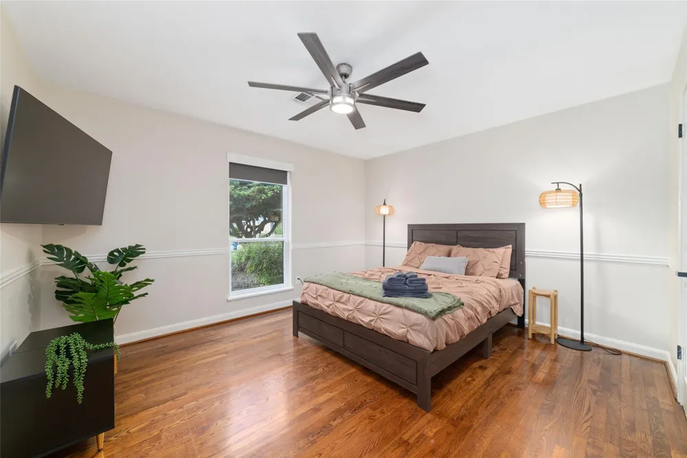 5727 Capello Dr Houston, TX 77035