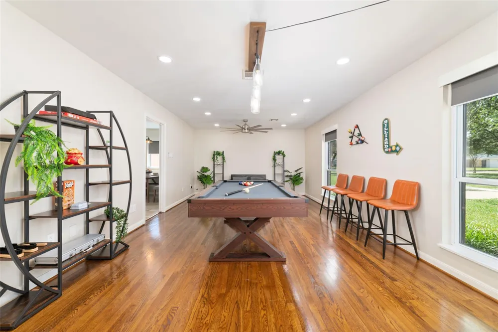 5727 Capello Dr Houston, TX 77035