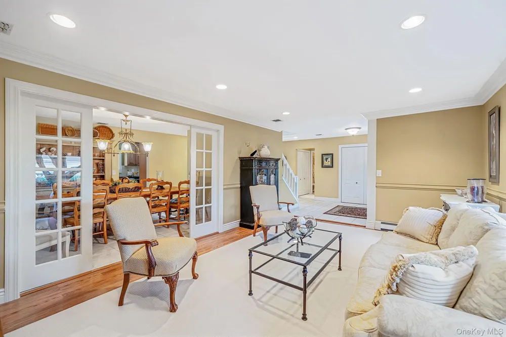 16 Jesse Way Mount Sinai, NY 11766