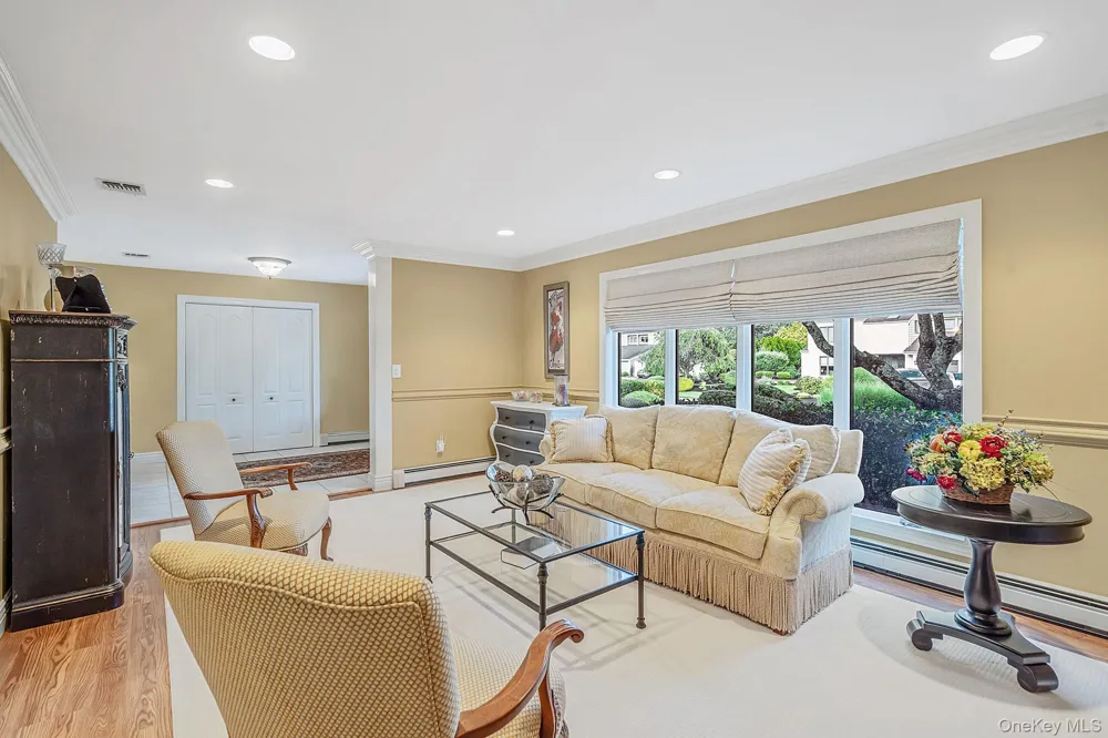 16 Jesse Way Mount Sinai, NY 11766