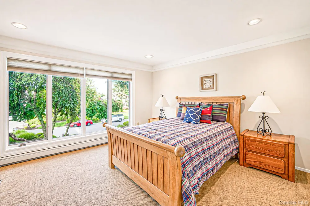 16 Jesse Way Mount Sinai, NY 11766