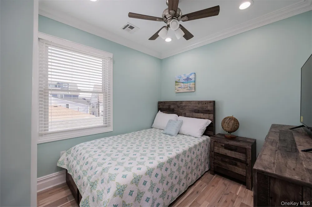 24 Pennsylvania Avenue #2 Long Beach, NY 11561