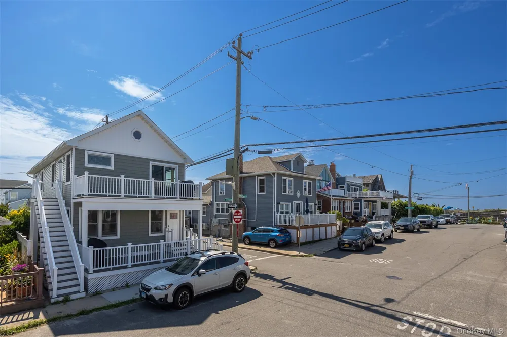 24 Pennsylvania Avenue #2 Long Beach, NY 11561