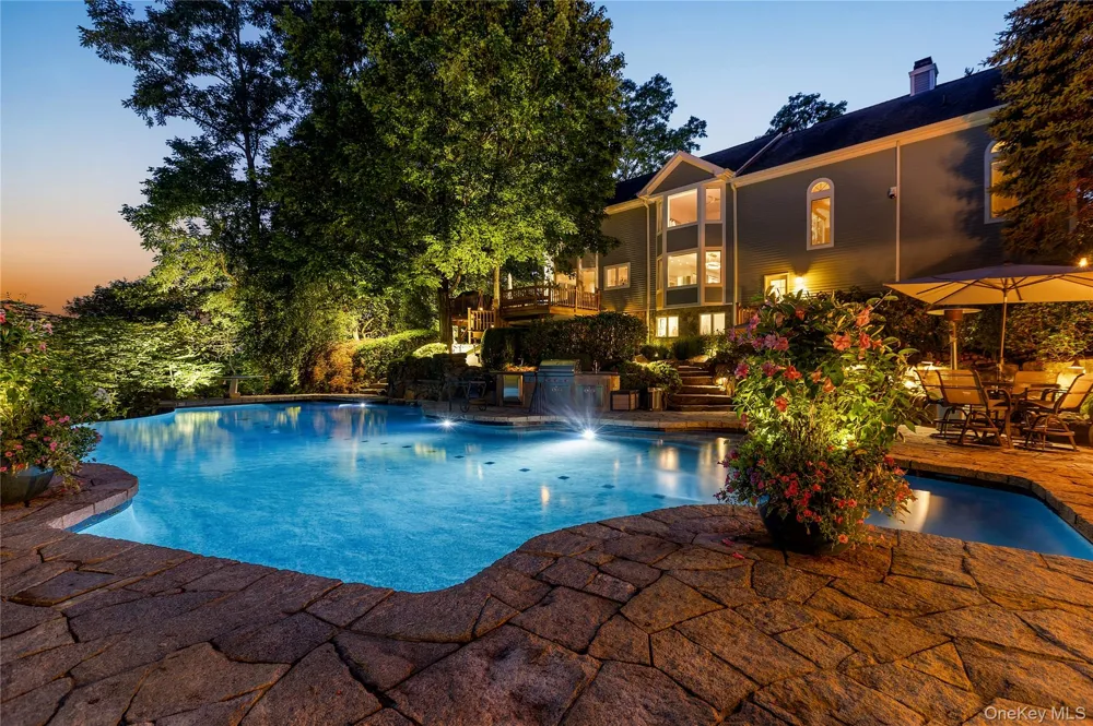 6 Canterbury Court Briarcliff Manor, NY 10510