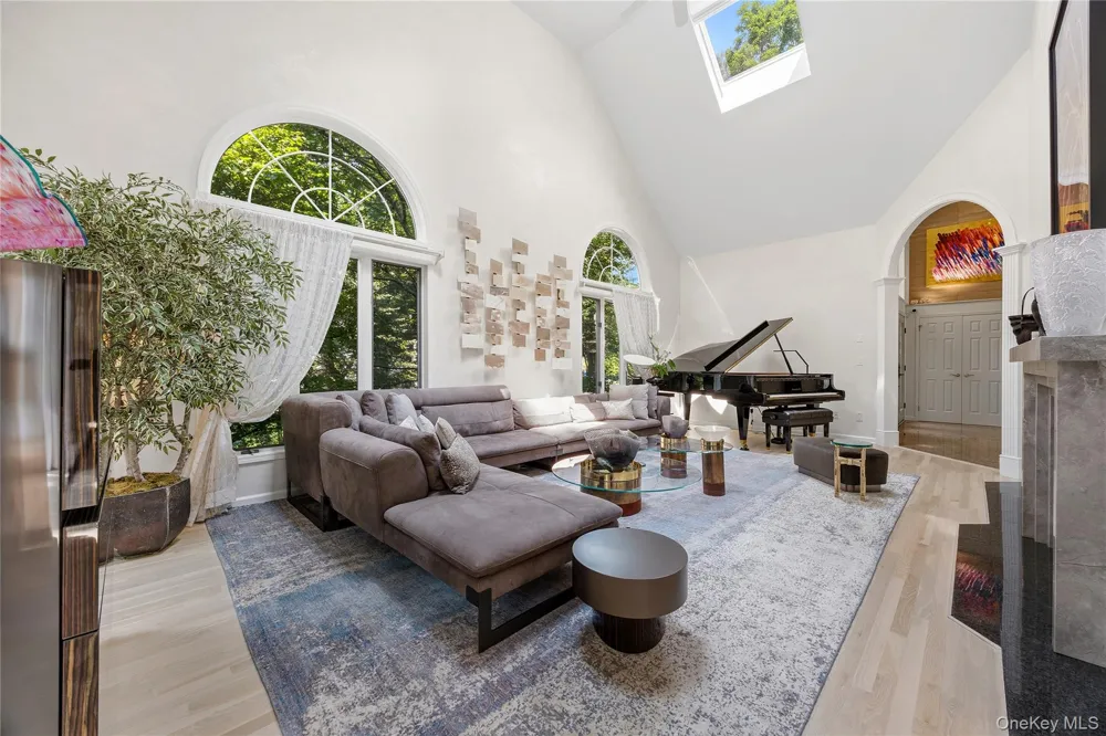 6 Canterbury Court Briarcliff Manor, NY 10510