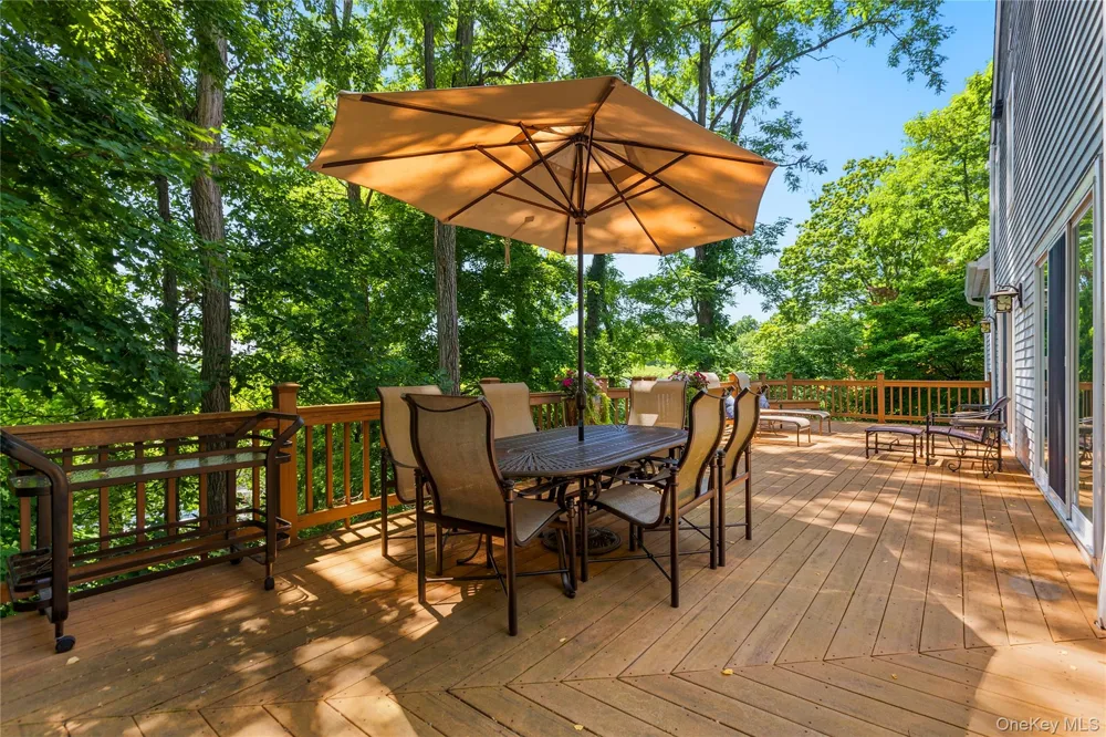 6 Canterbury Court Briarcliff Manor, NY 10510