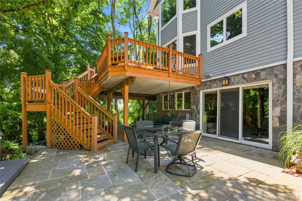 6 Canterbury Court Briarcliff Manor, NY 10510