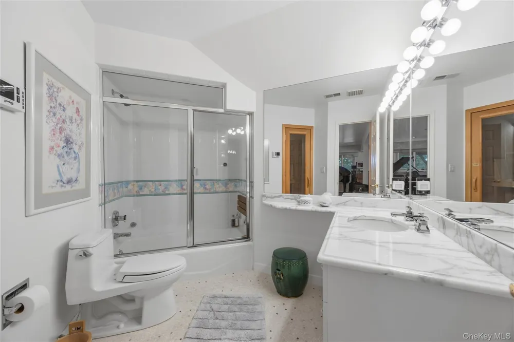 6 Canterbury Court Briarcliff Manor, NY 10510