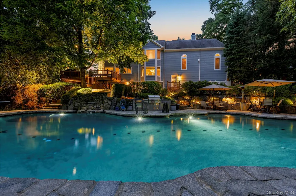 6 Canterbury Court Briarcliff Manor, NY 10510