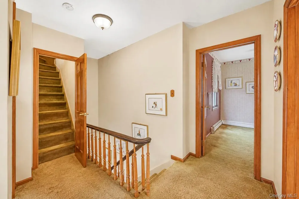 104 Bayville Avenue Bayville, NY 11709