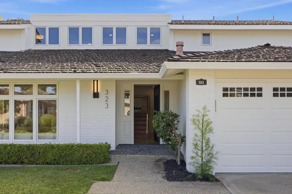 323 Shad Court Foster City, CA 94404